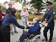 U voleb i v 99 letech - nejstarší volička nezmeškala svou povinnost