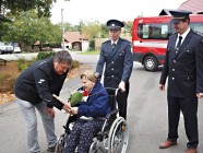 U voleb i v 99 letech - nejstarší volička nezmeškala svou povinnost